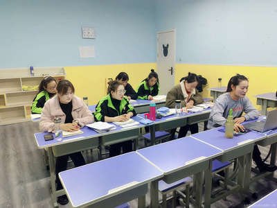 滕州慧博教育信息咨詢 專業引領，點亮未來教育之路